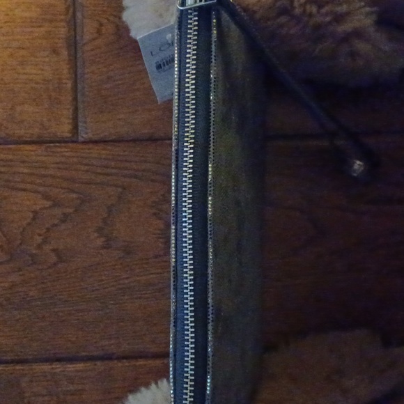 Loft Wrislet - NWT - Picture 2 of 3